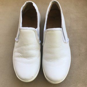 Womens Nurse Mates 7.5M WHT Leather Loafer Comfort